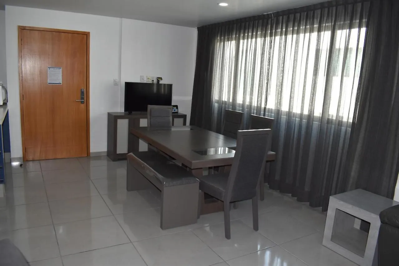 Depa súper amplio y nuevo en el centro de Puebla Apartamento México